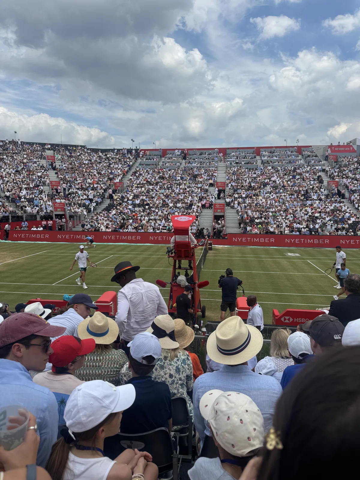 Andy Murray Arena at the 2026 HSBC Championships at Queen's Club, London: packed centre court during the ATP 500 final week.